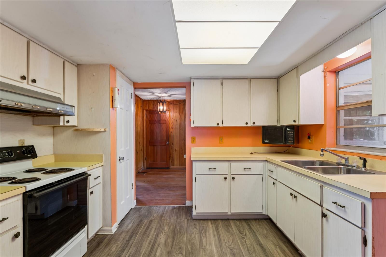 PARSONS ADD TO BROOKSVILLE - Residential