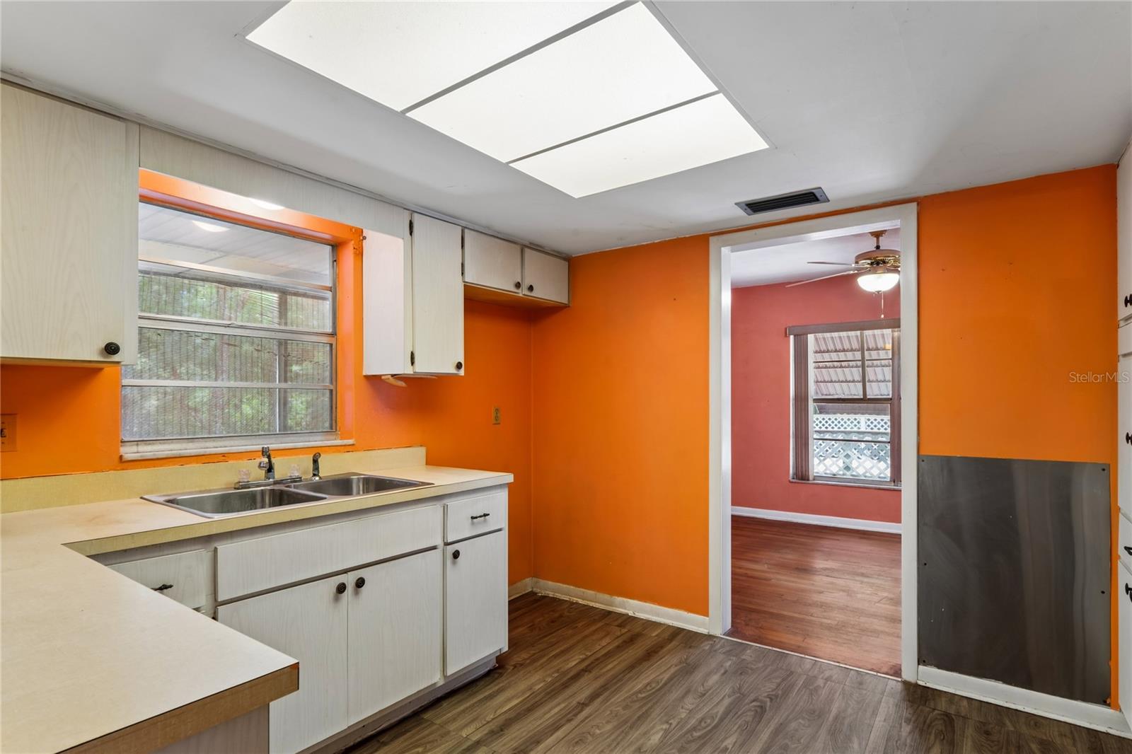 PARSONS ADD TO BROOKSVILLE - Residential