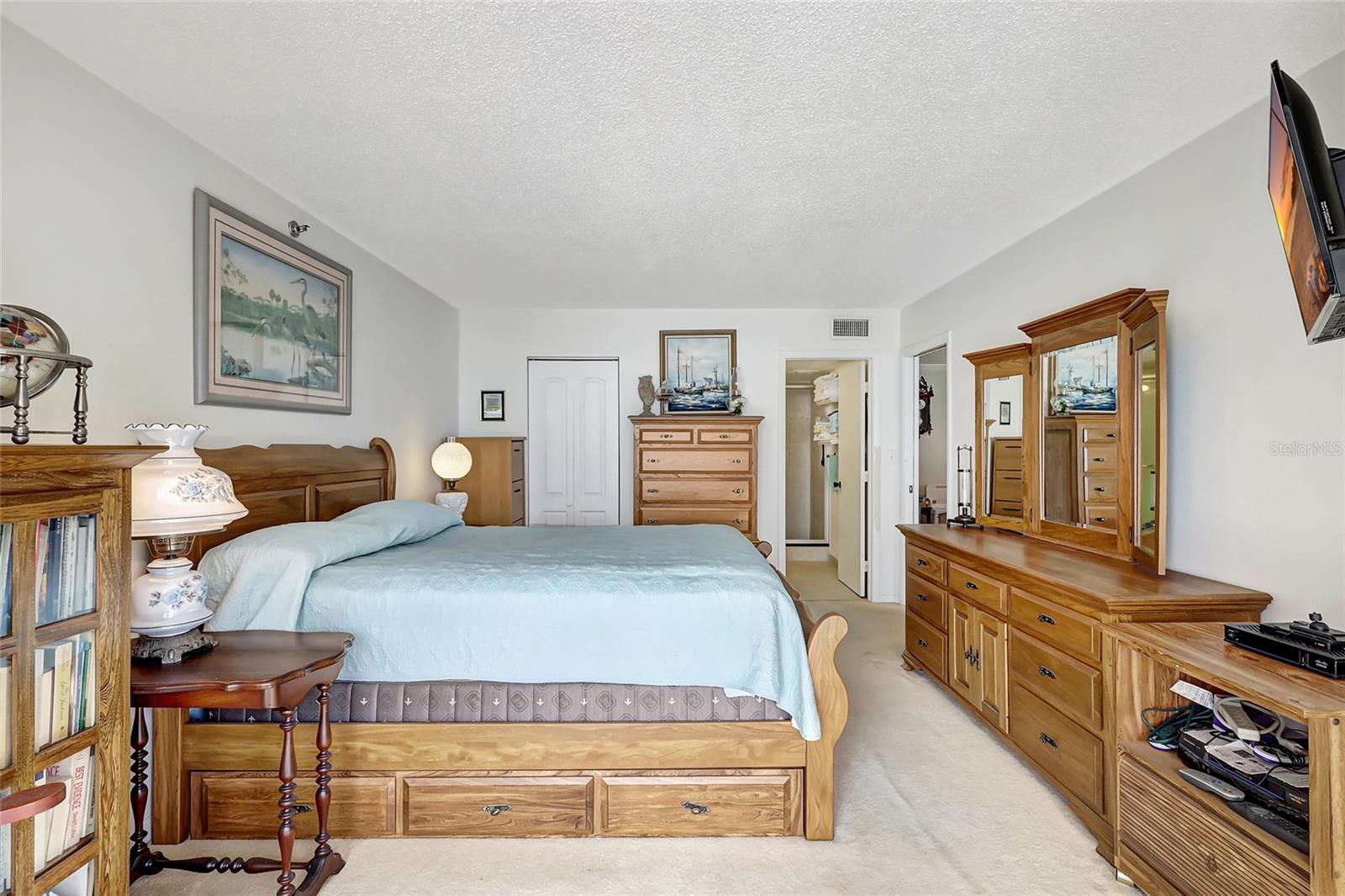SURFSIDE SOUTH CONDO - Residential