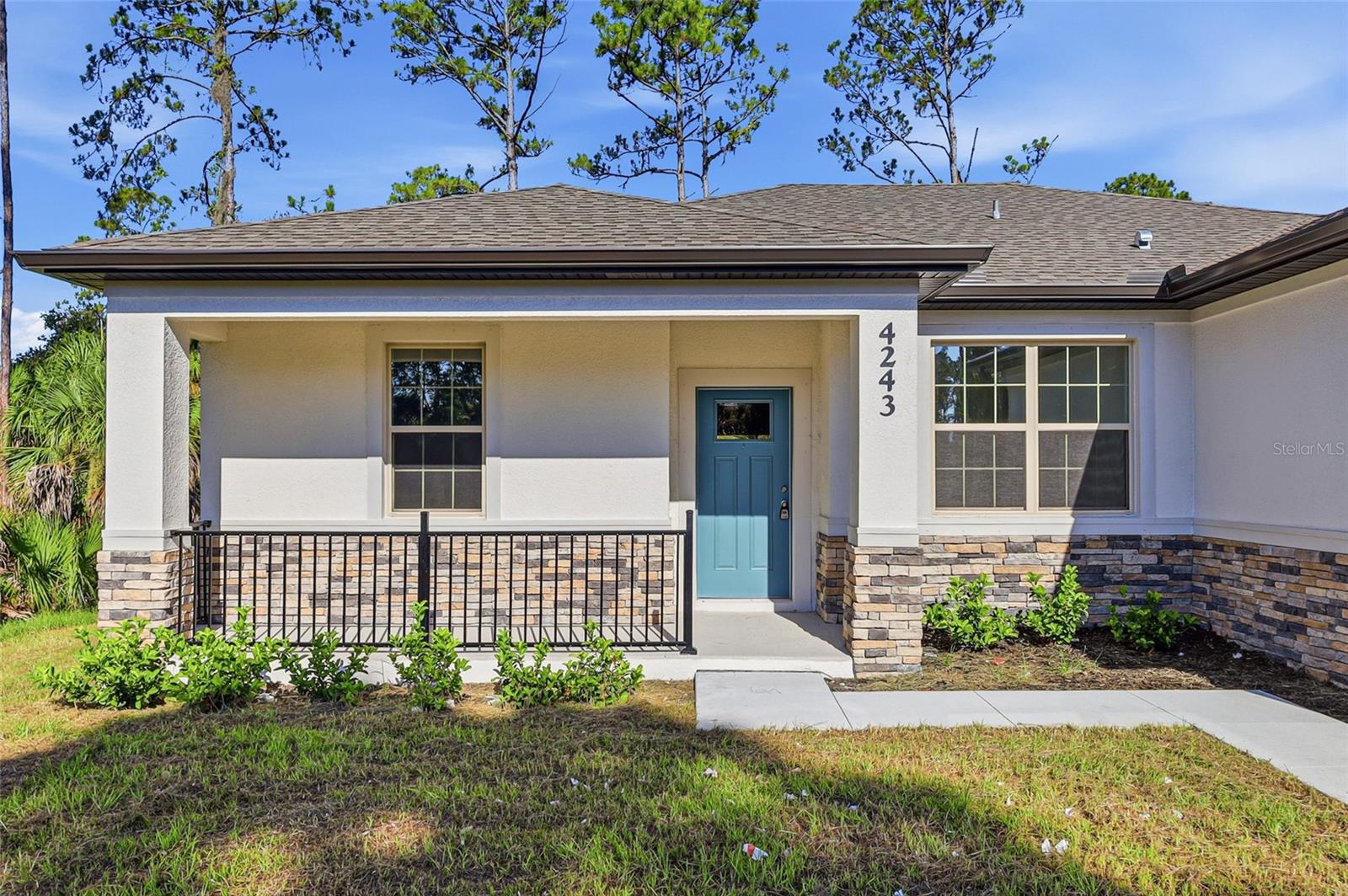 1572 - PORT CHARLOTTE SUB 25 - Residential