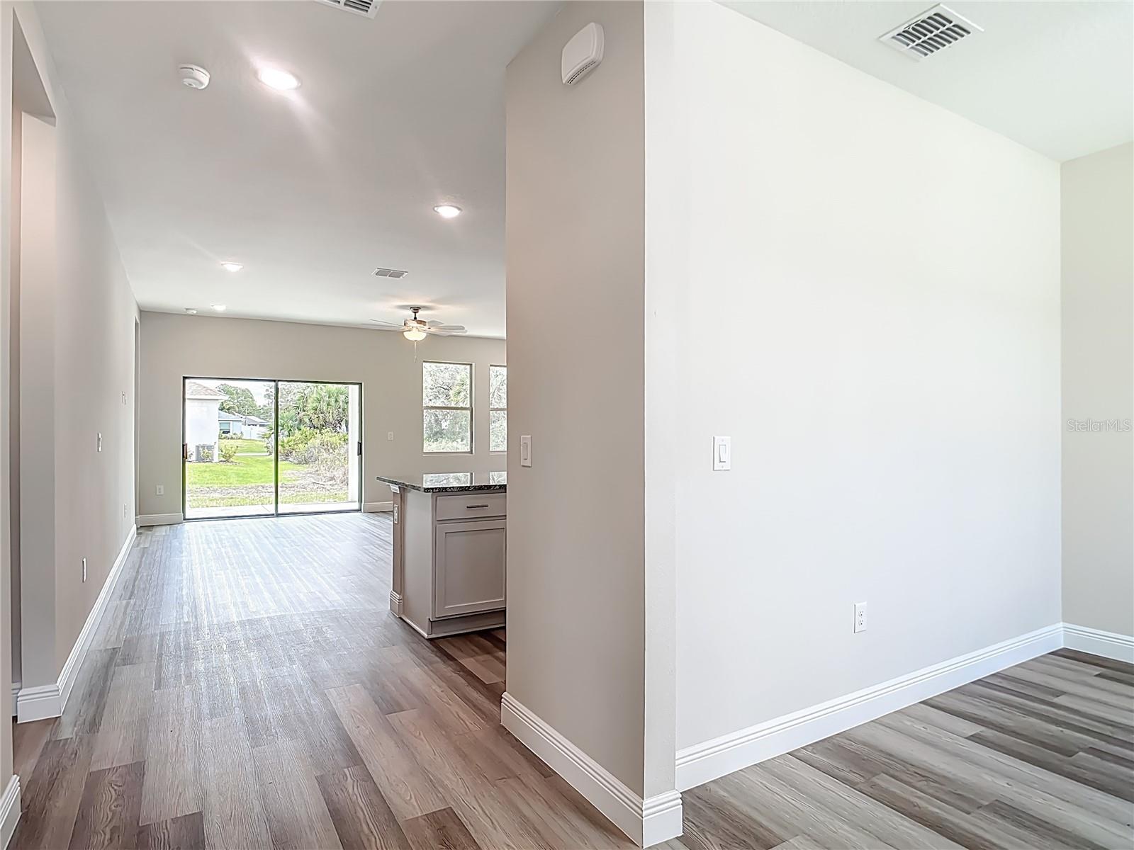 1572 - PORT CHARLOTTE SUB 25 - Residential