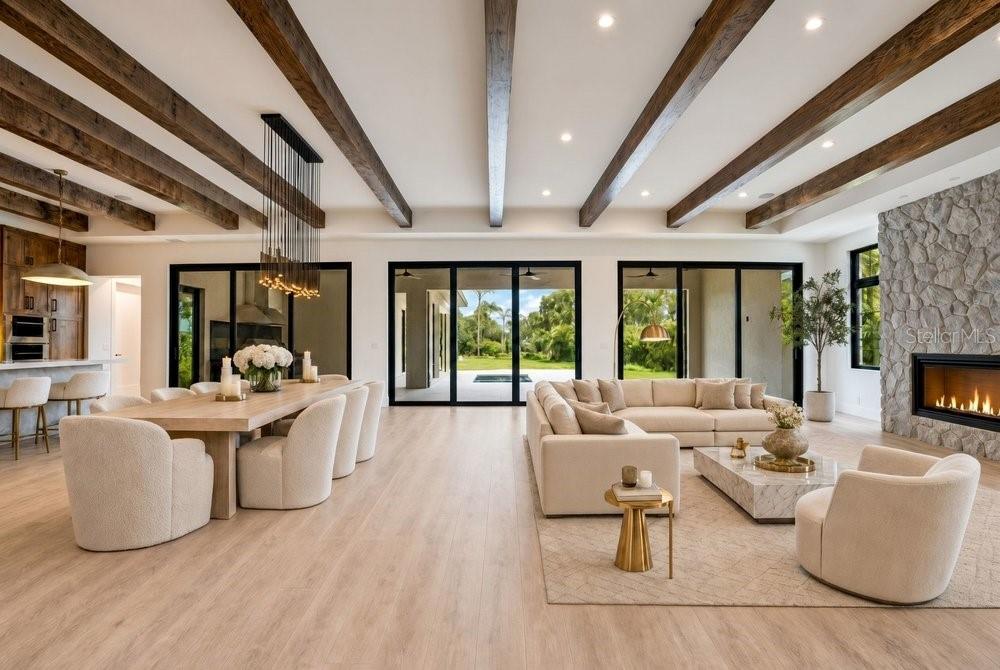 KEENES POINTE - Residential
