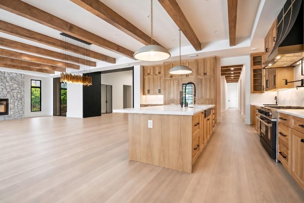KEENES POINTE - Residential