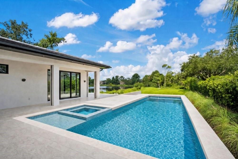 KEENES POINTE - Residential