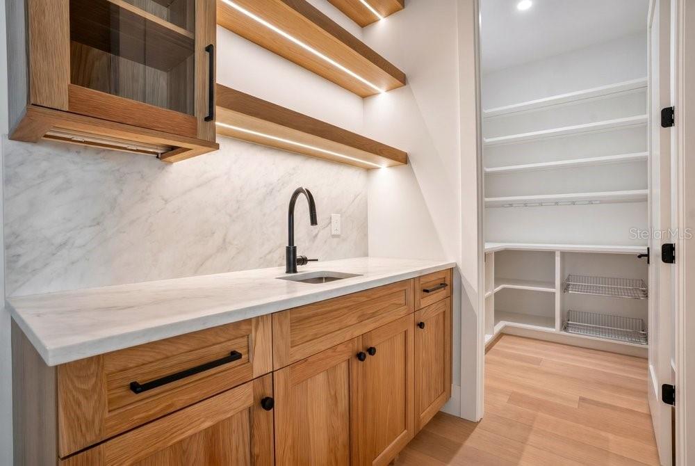 KEENES POINTE - Residential