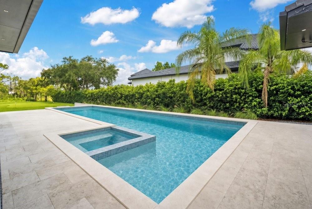 KEENES POINTE - Residential