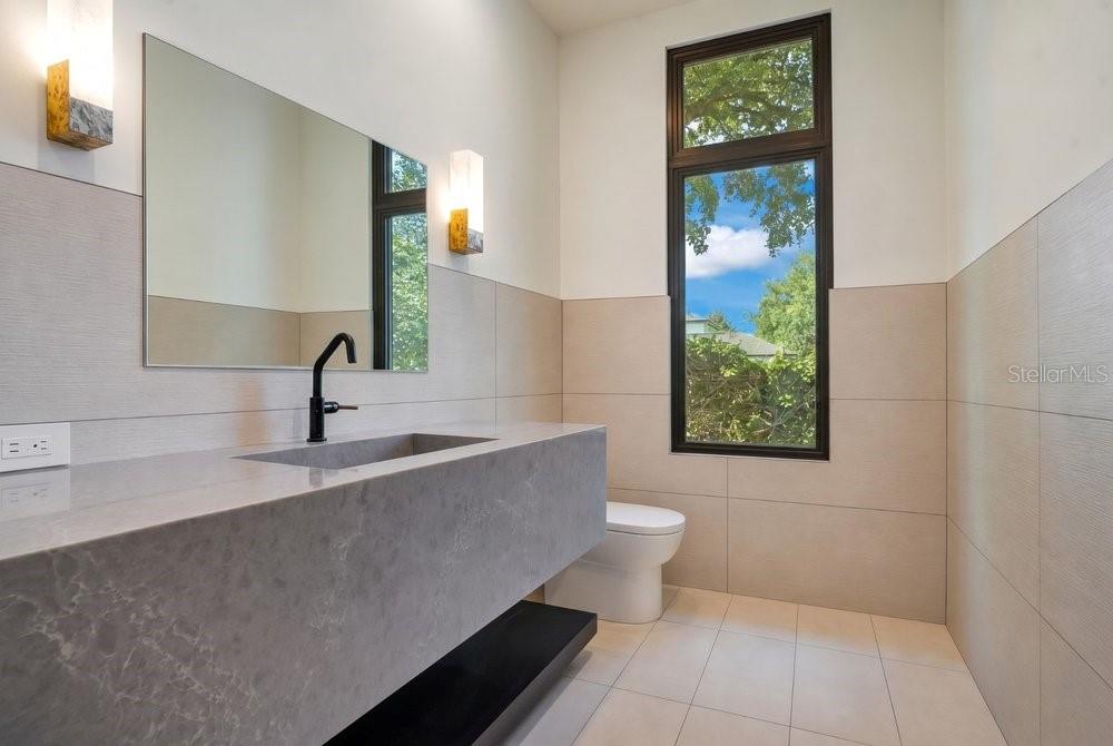 KEENES POINTE - Residential