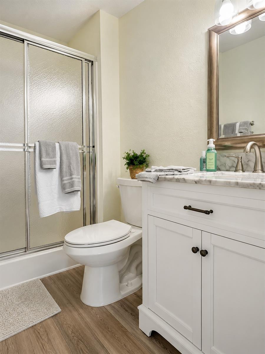 SUNNYBROOK CONDO 01 - Residential