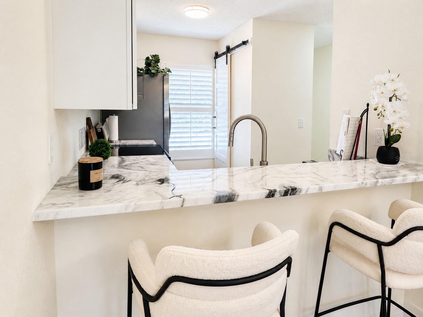 SUNNYBROOK CONDO 01 - Residential