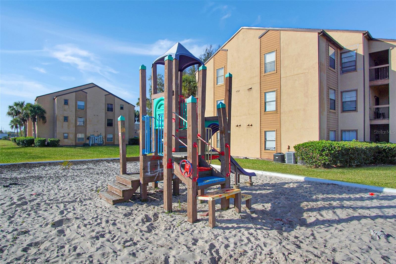 CASCADES AT KISSIMMEE CONDO - Residential Lease