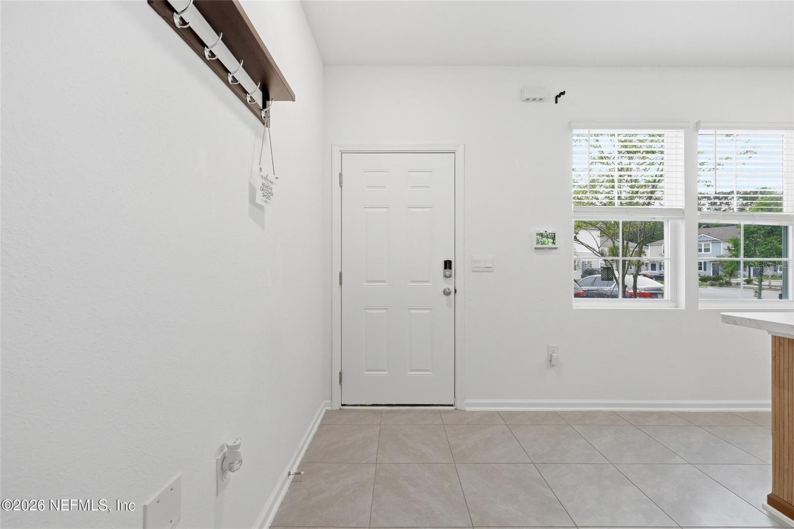 EQUINOX EAST - Residential