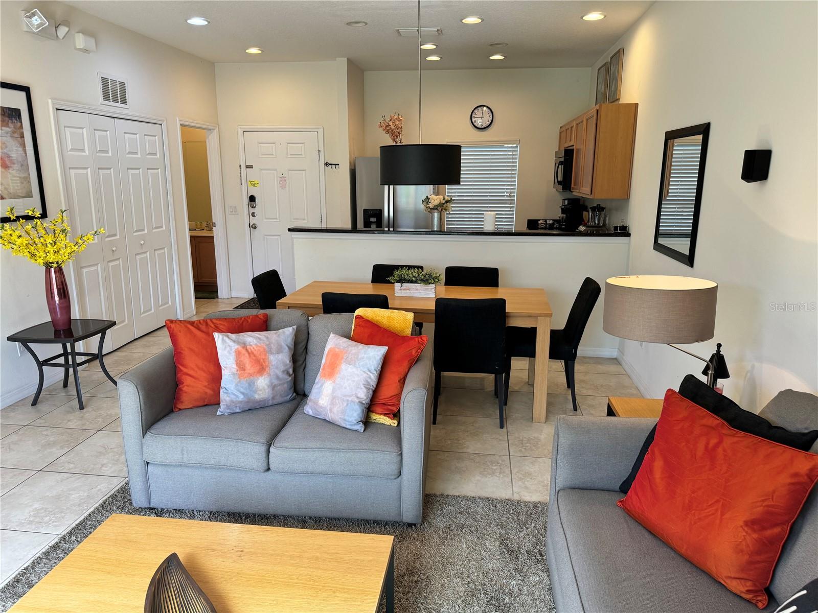 ENCANTADA PH 2 - Residential