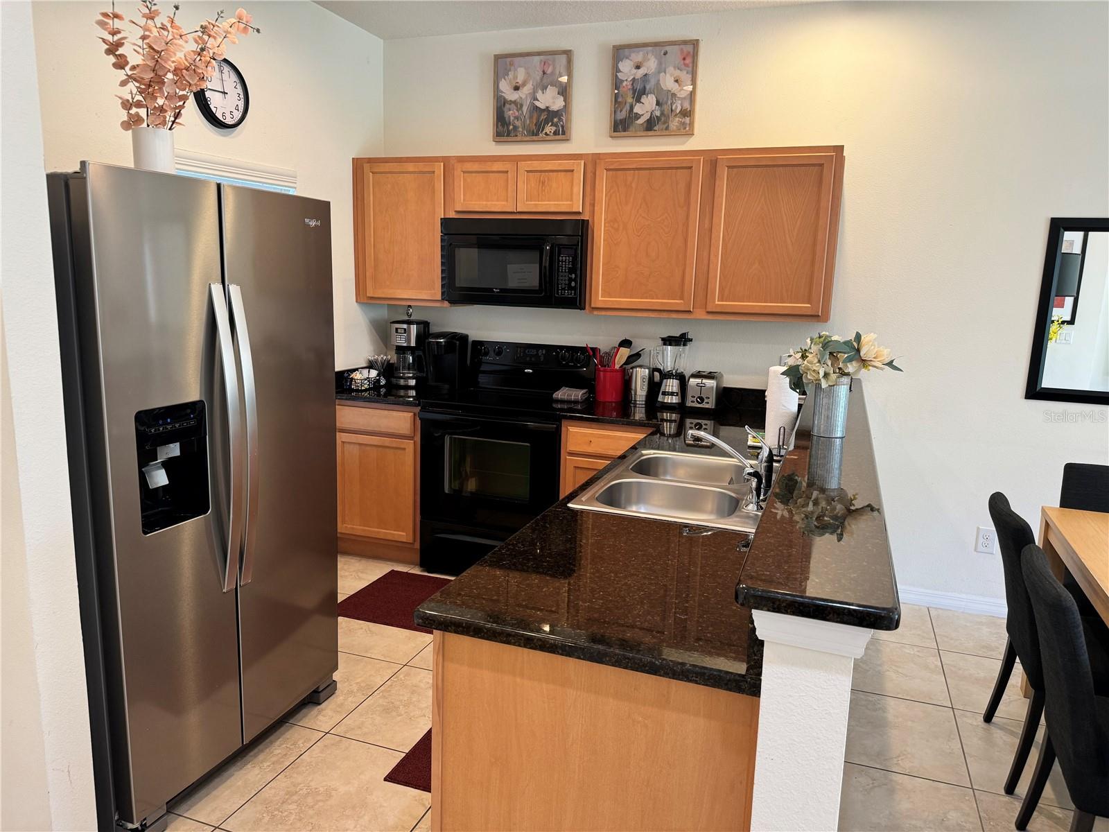 ENCANTADA PH 2 - Residential