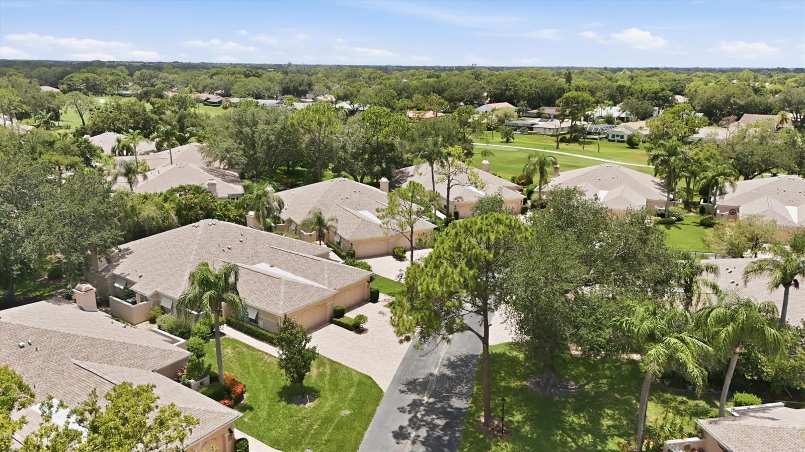 CHANTECLAIRE - Residential