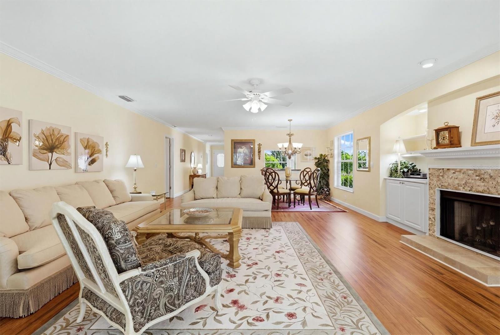 CHANTECLAIRE - Residential