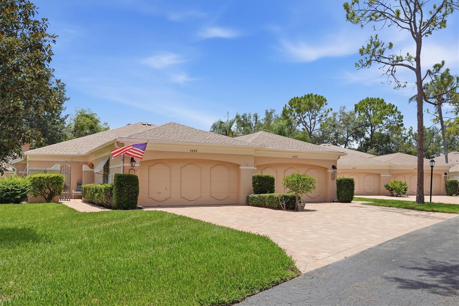 CHANTECLAIRE - Residential