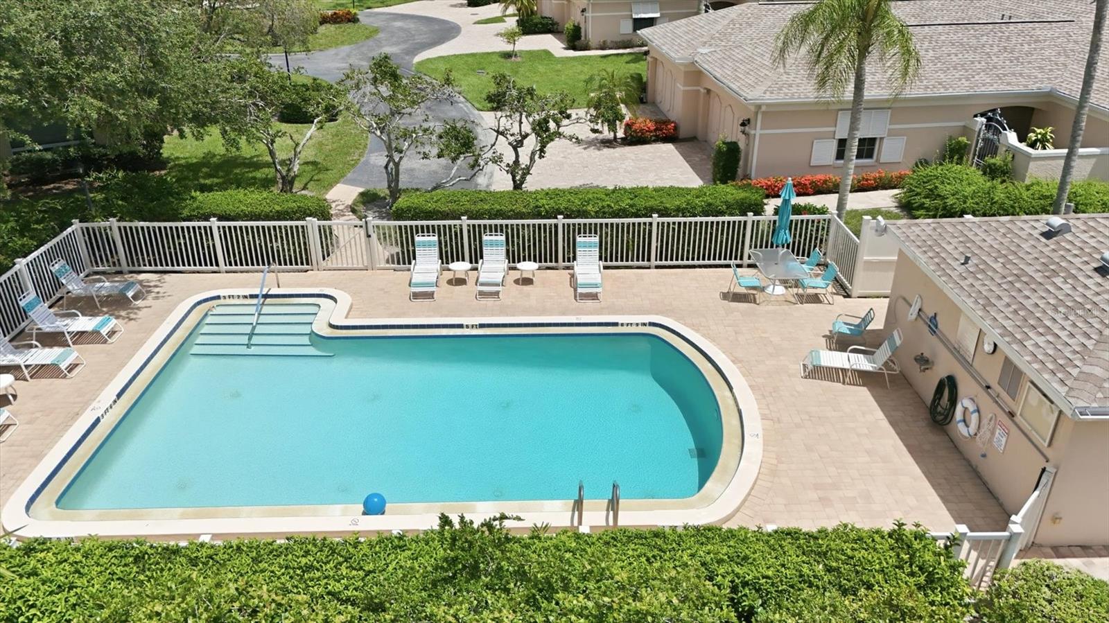 CHANTECLAIRE - Residential