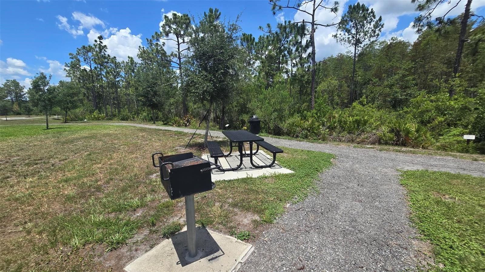 PINEWOOD RESERVE PH 2B - Residential Lease