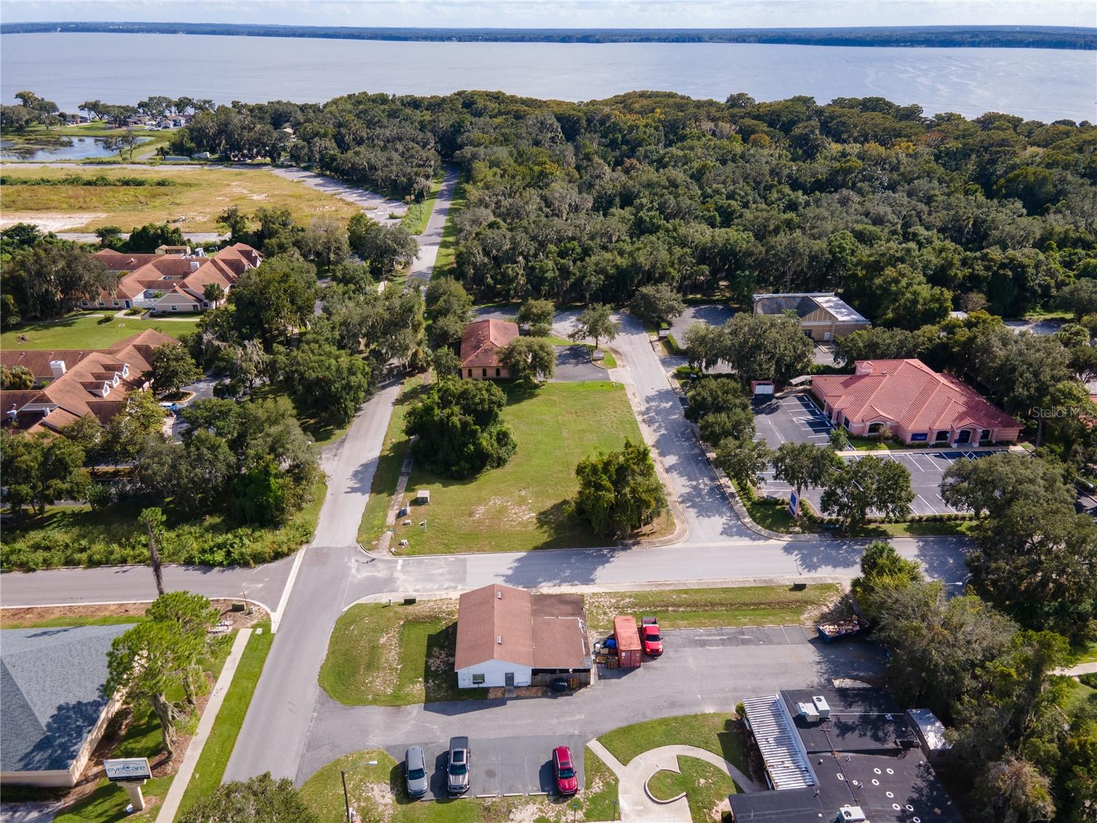 LEESBURG L R M C PROFESSIONAL OFFICE 01 - Land