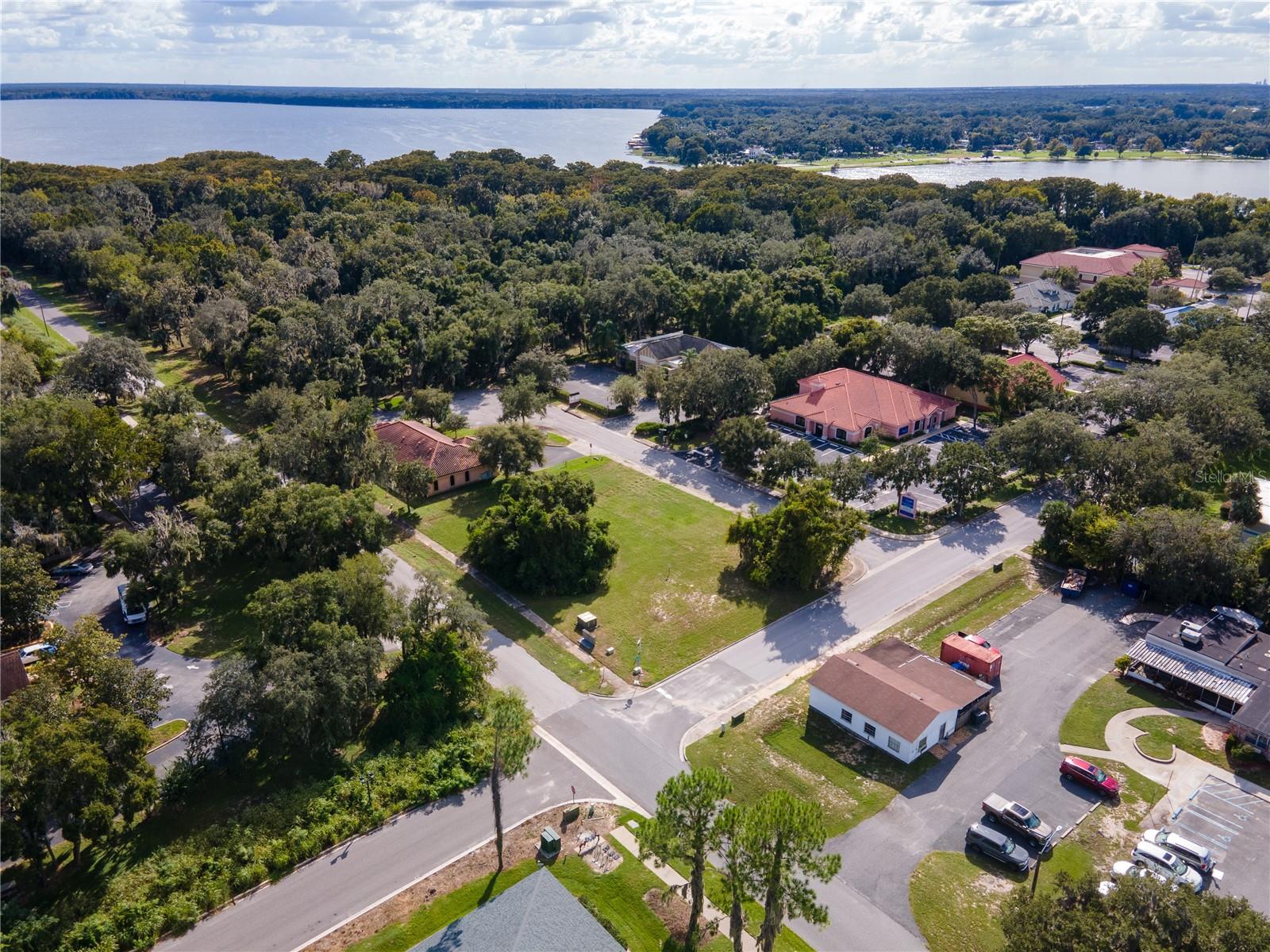 LEESBURG L R M C PROFESSIONAL OFFICE 01 - Land