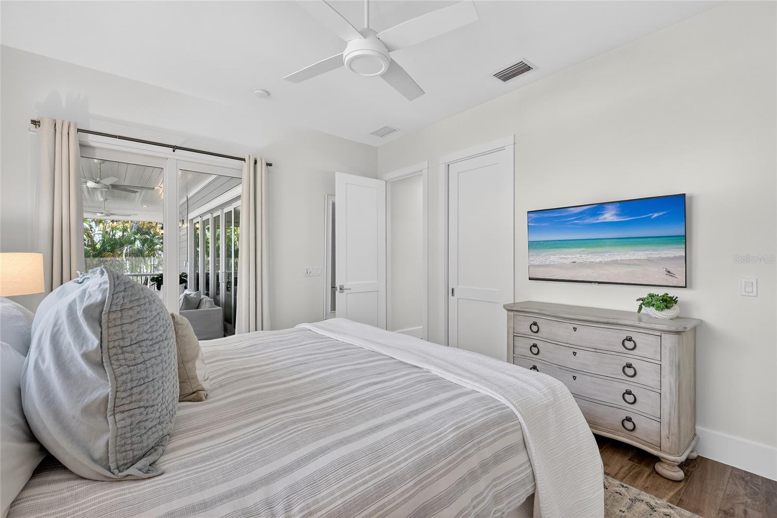 SEABREEZE - Residential