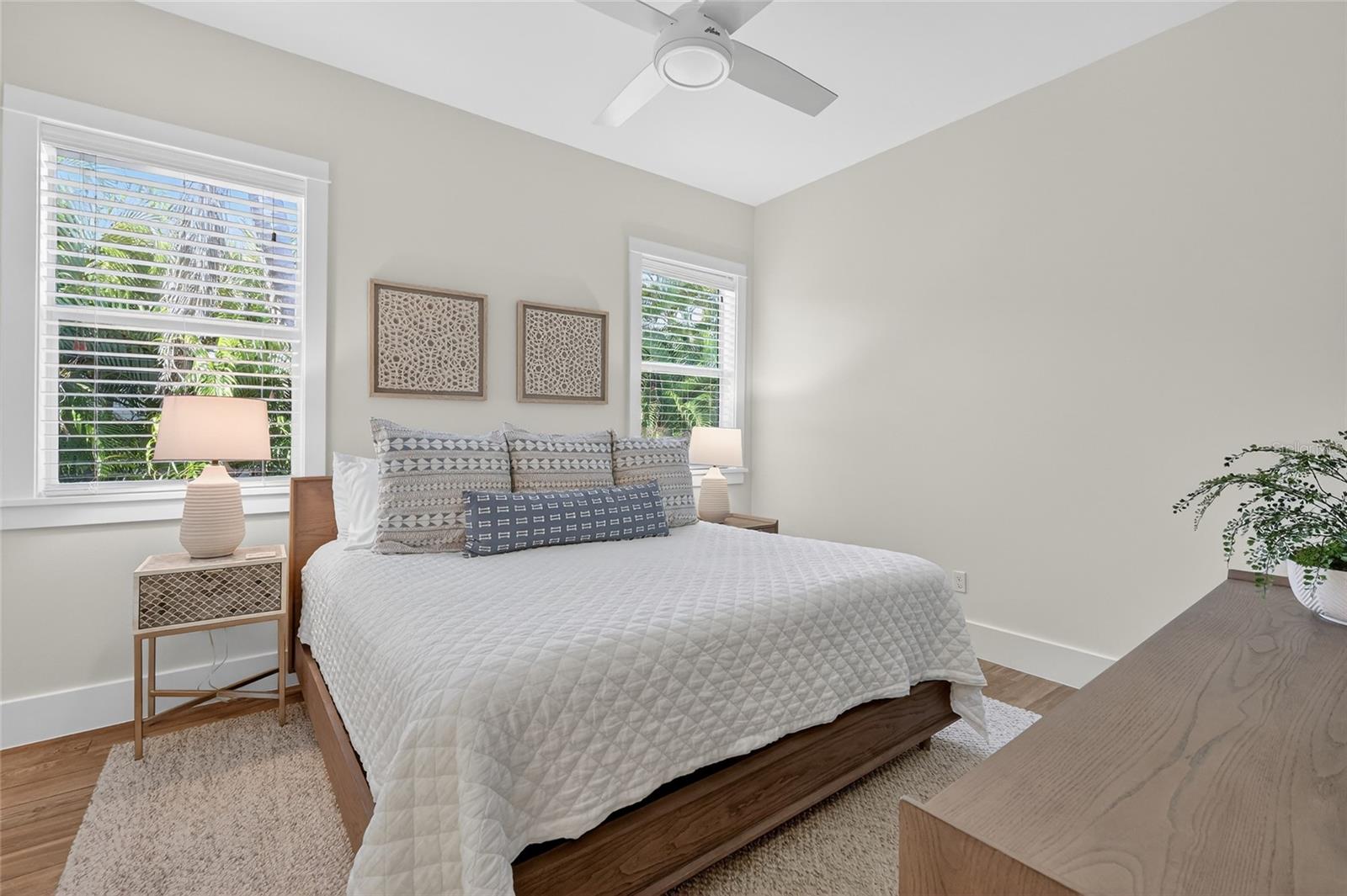 SEABREEZE - Residential