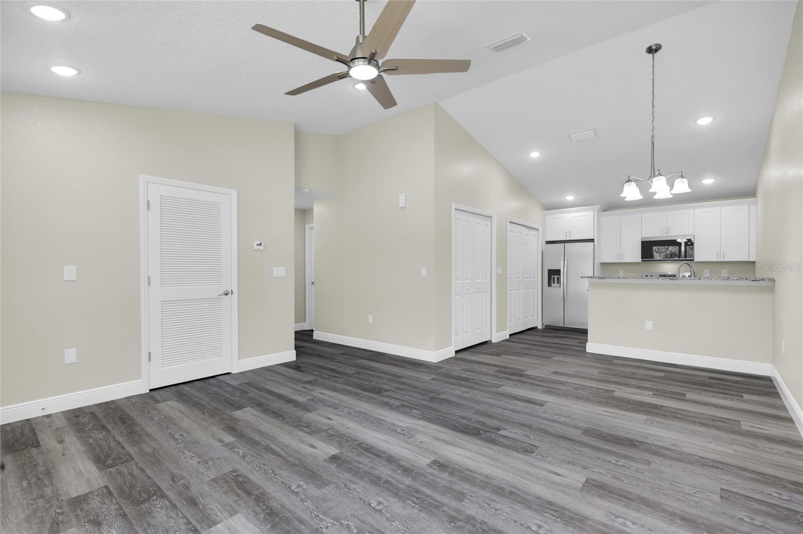 MARION OAKS UN 5 - Residential Income