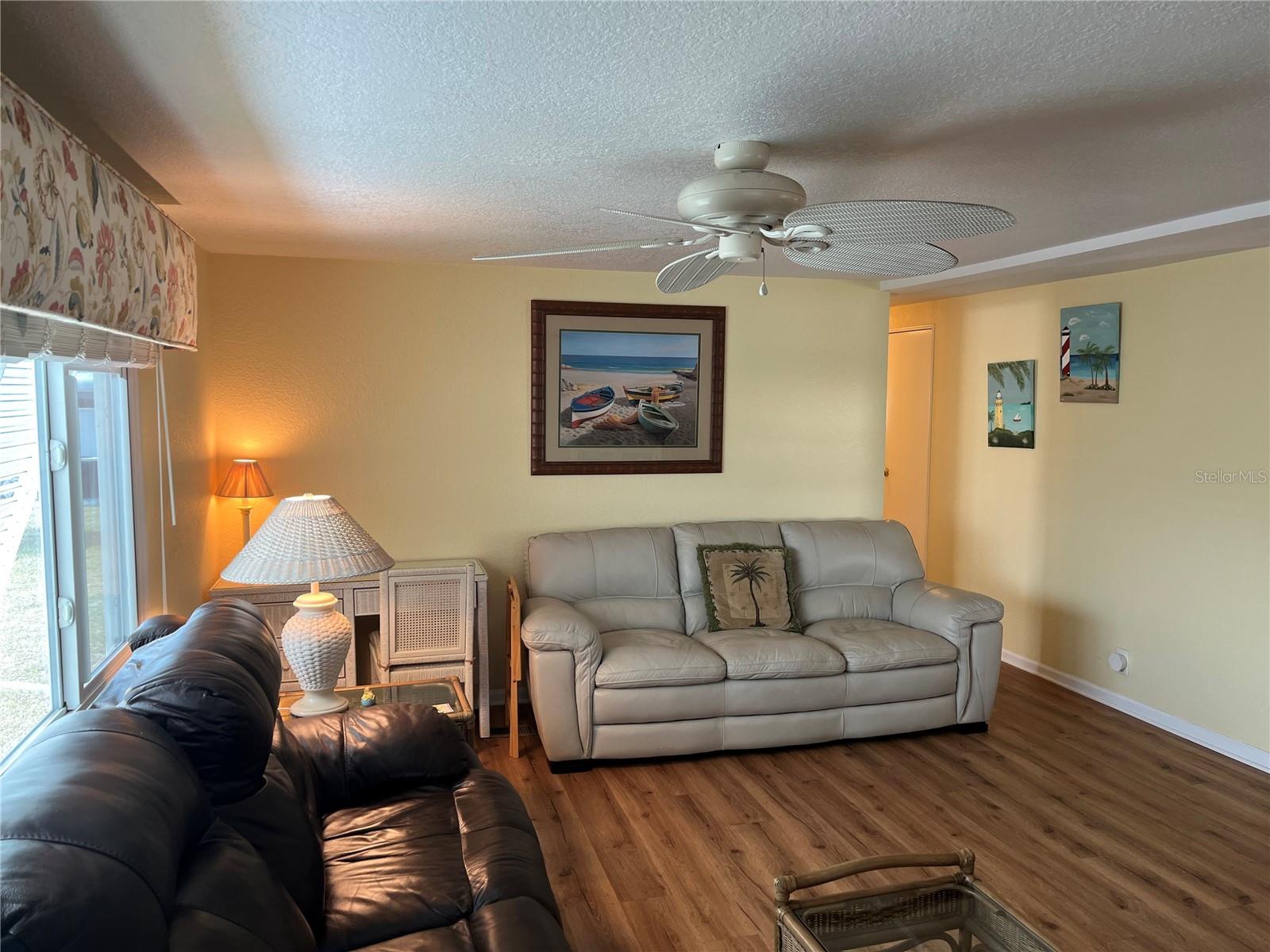 VENICE ISLE - Residential