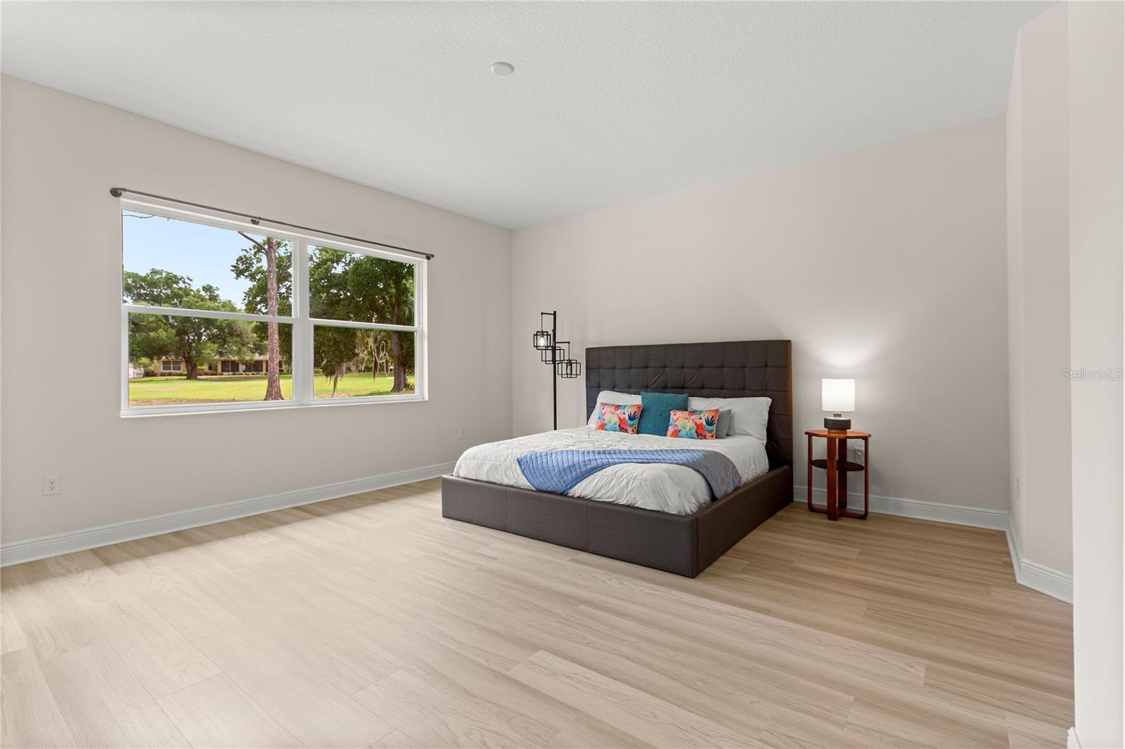 HARBOR HILLS - Residential