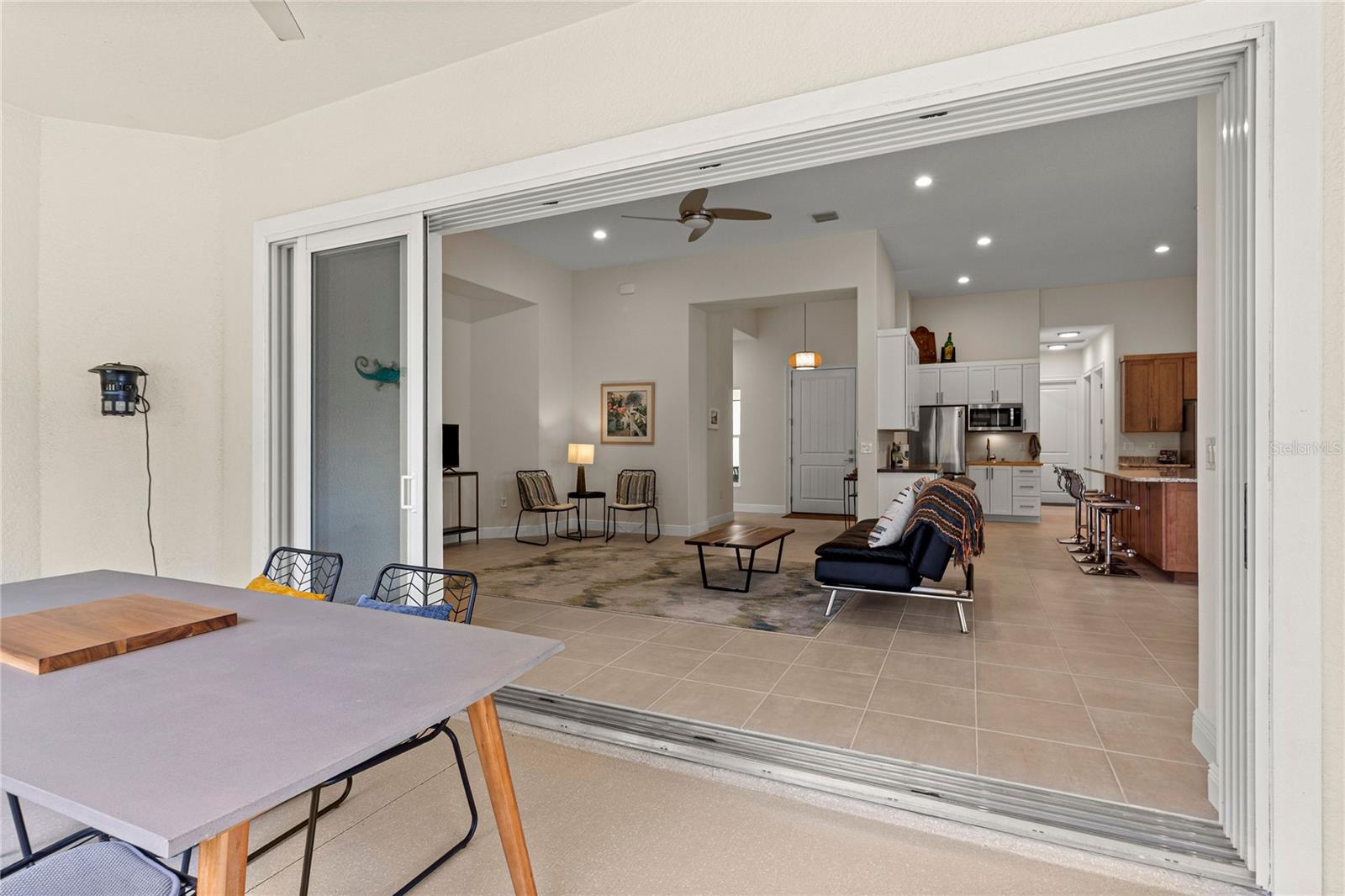 HARBOR HILLS - Residential
