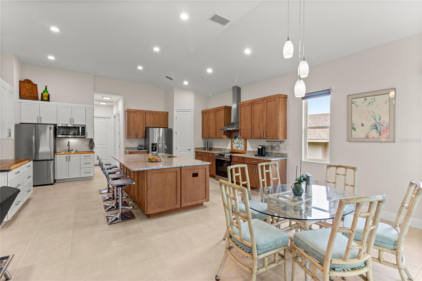 HARBOR HILLS - Residential