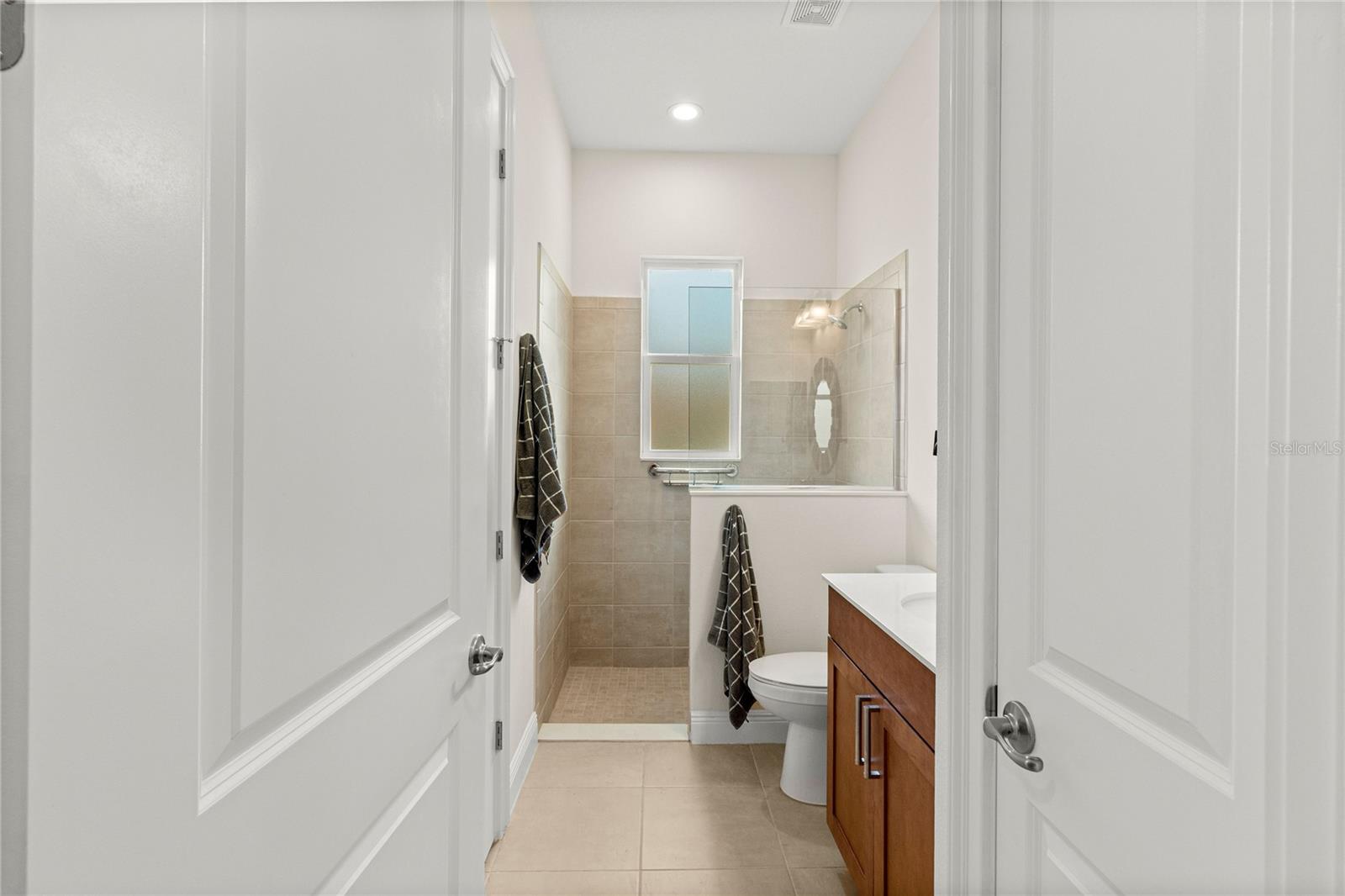 HARBOR HILLS - Residential