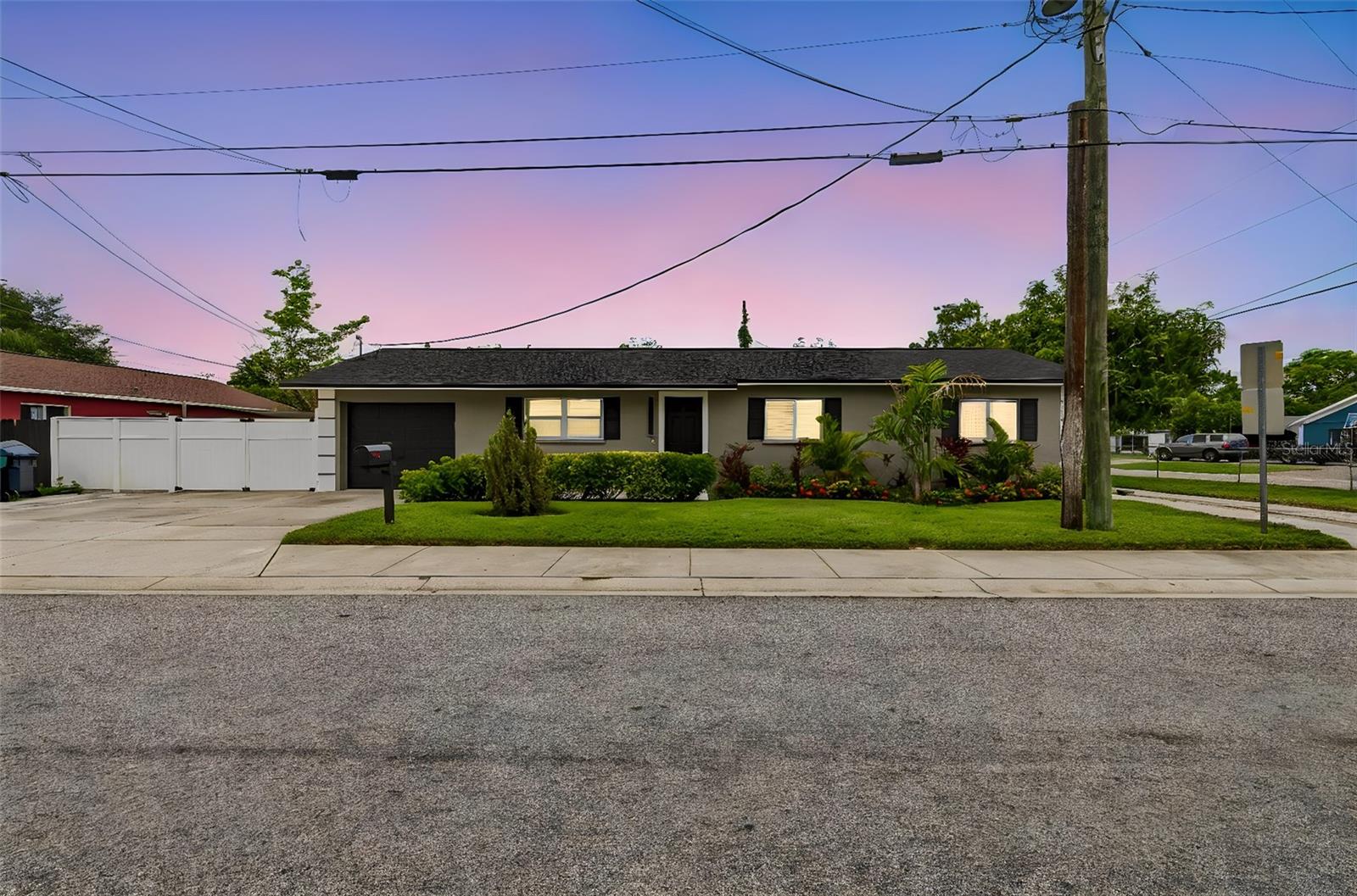 CLARK MOUNTS RESUBDIVIDED - Residential