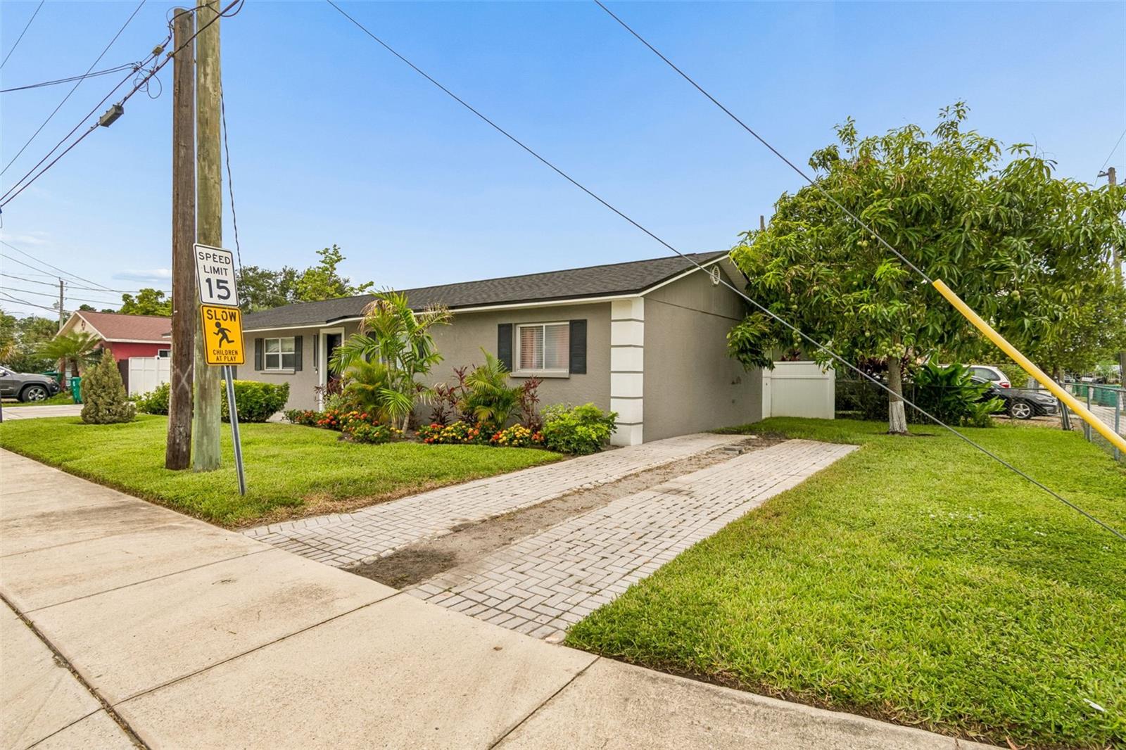 CLARK MOUNTS RESUBDIVIDED - Residential