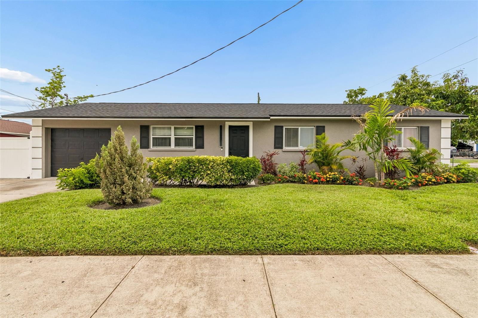 CLARK MOUNTS RESUBDIVIDED - Residential