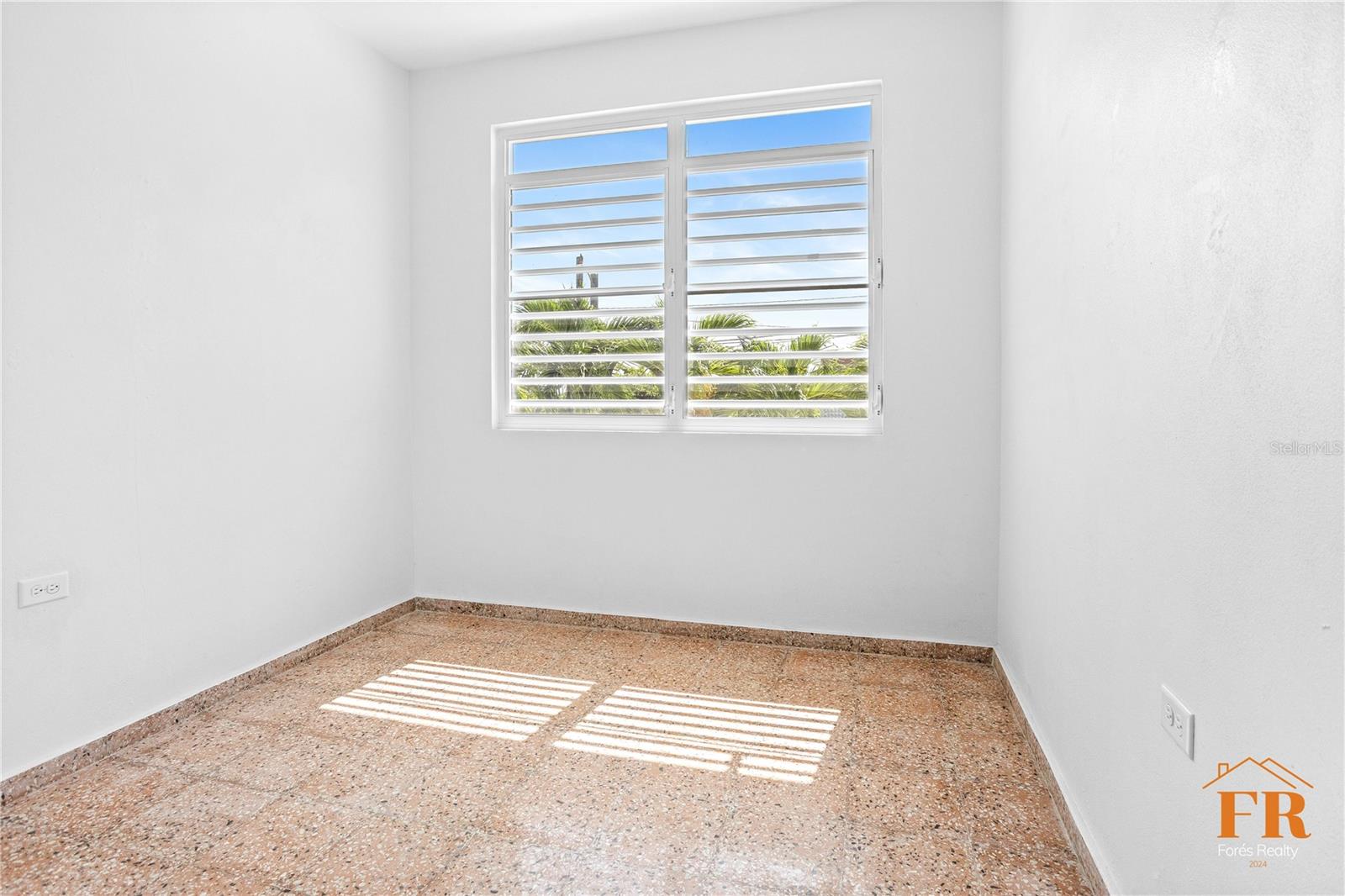 QUEBRADA MALA - Residential Lease