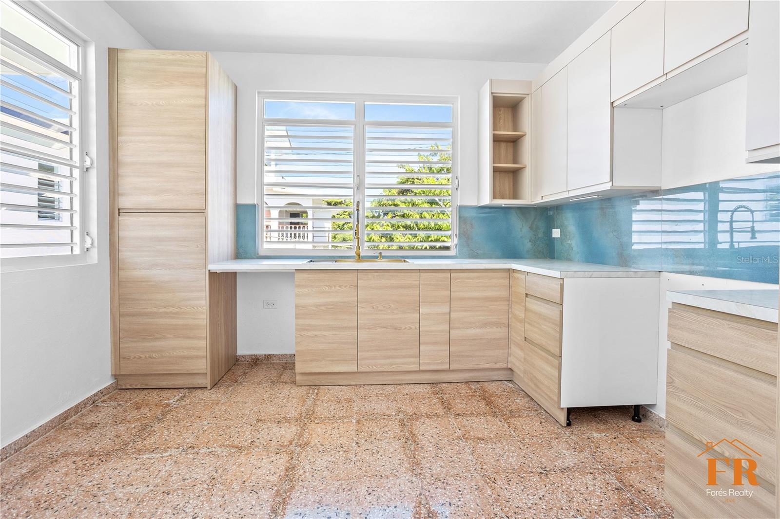 QUEBRADA MALA - Residential Lease