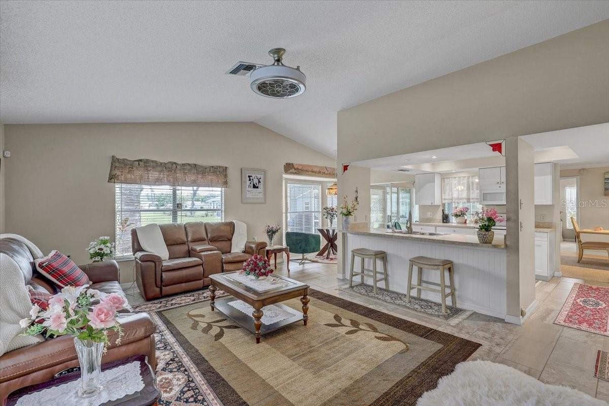 HERITAGE LAKE - Residential
