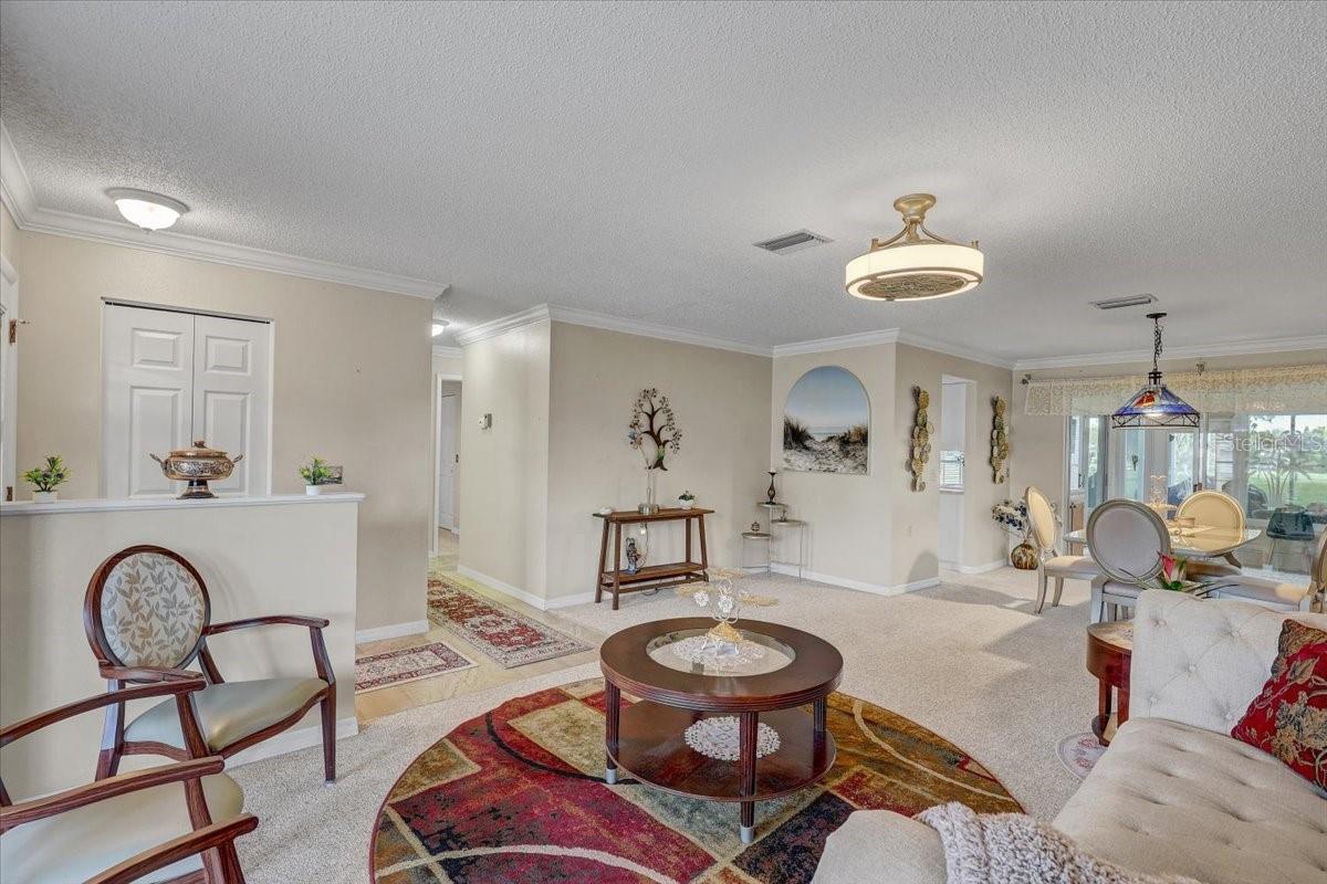 HERITAGE LAKE - Residential
