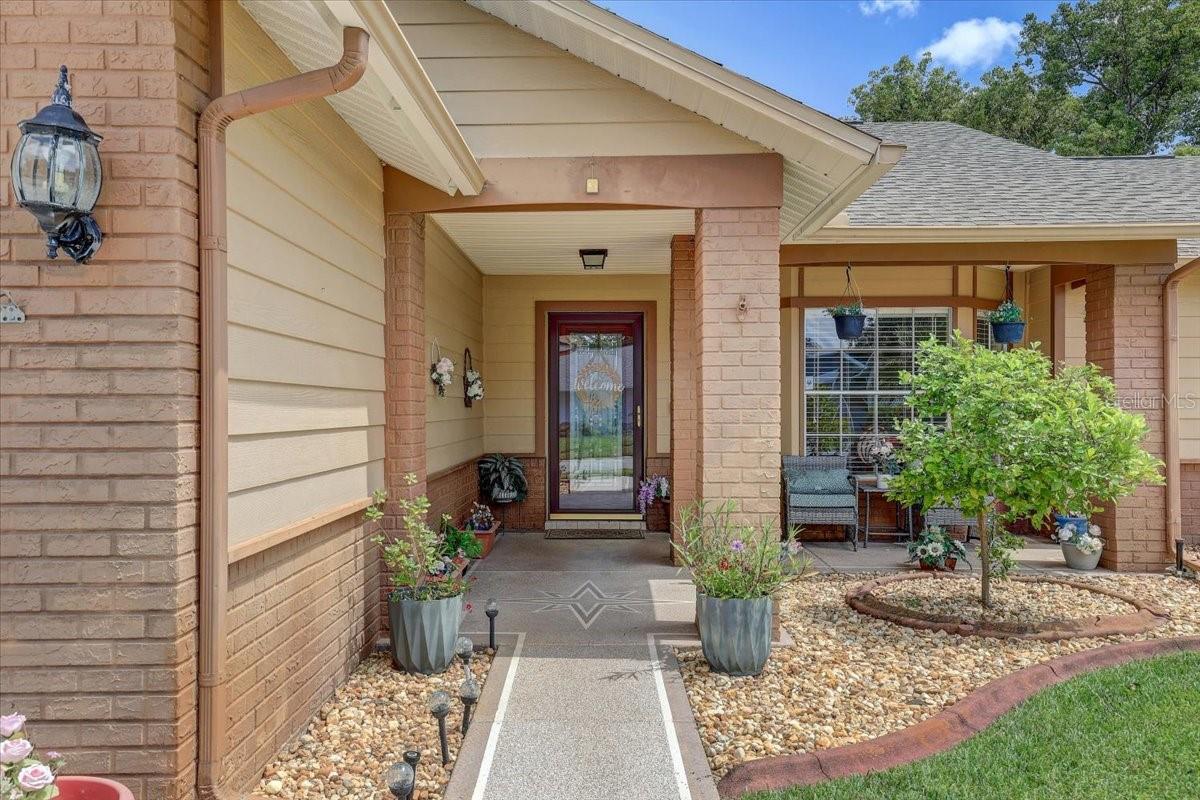 HERITAGE LAKE - Residential