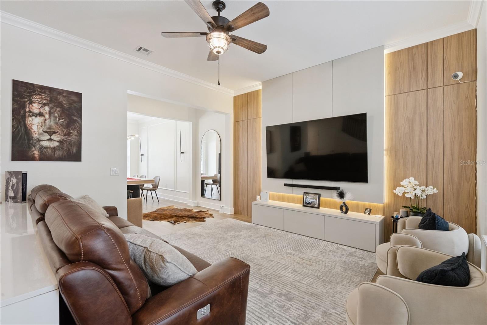 SPRING PARK TOWNHOMES OF SOUTH VILLAGE - Residential