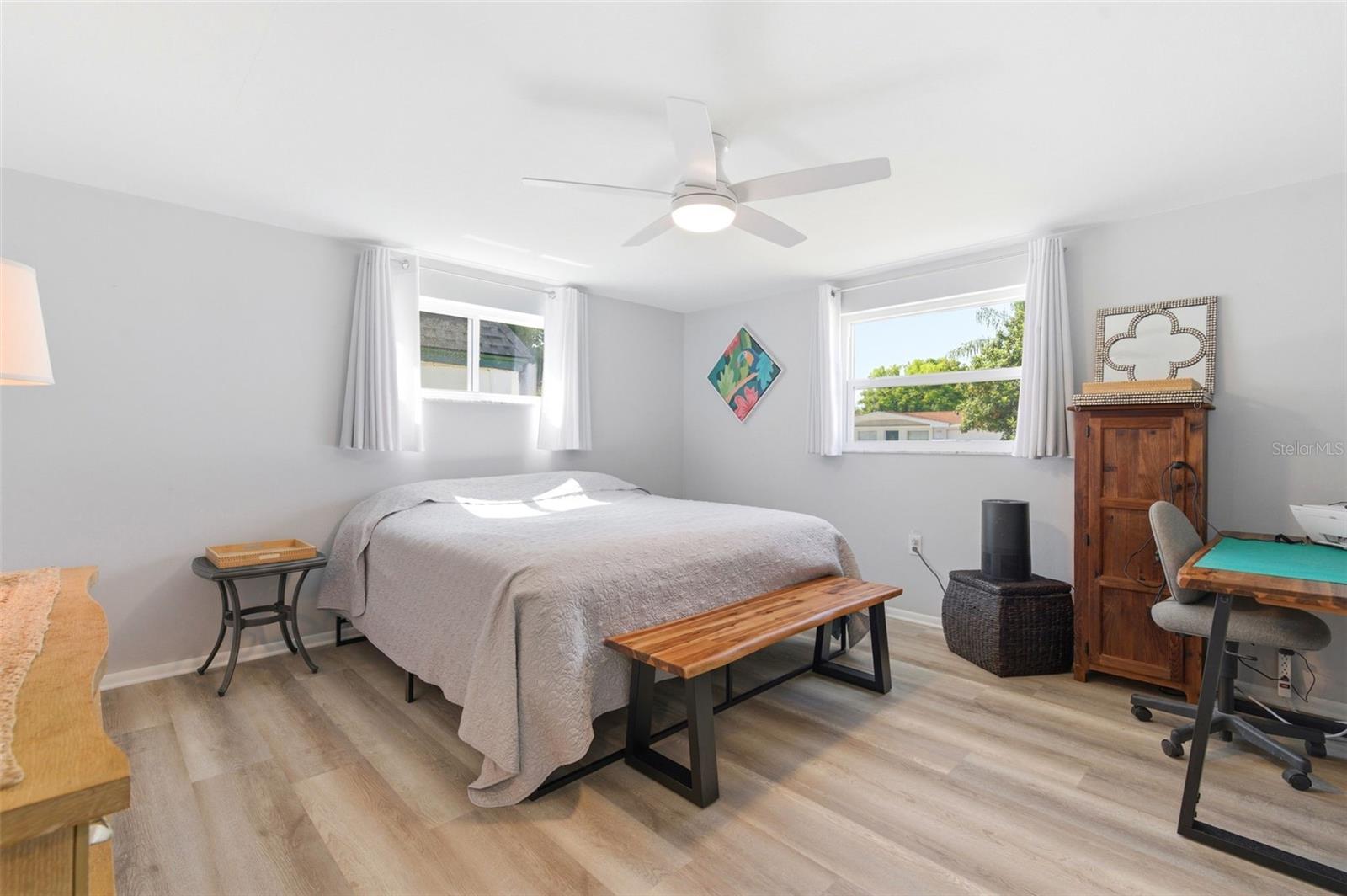 COLONIAL HILLS - Residential