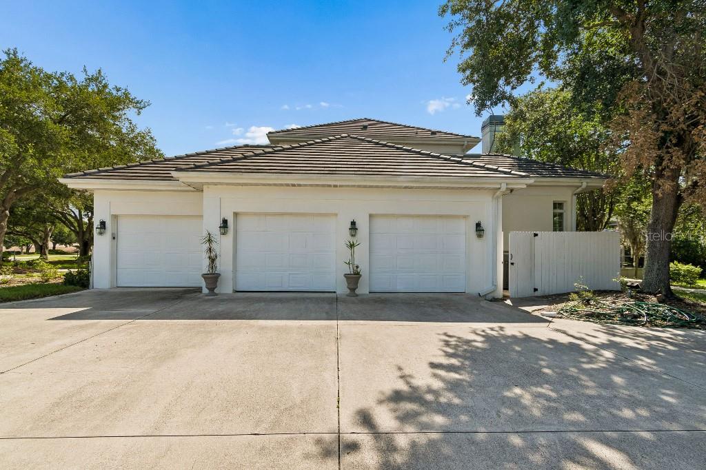 LAUREL OAK ESTATES SEC 03 - Residential