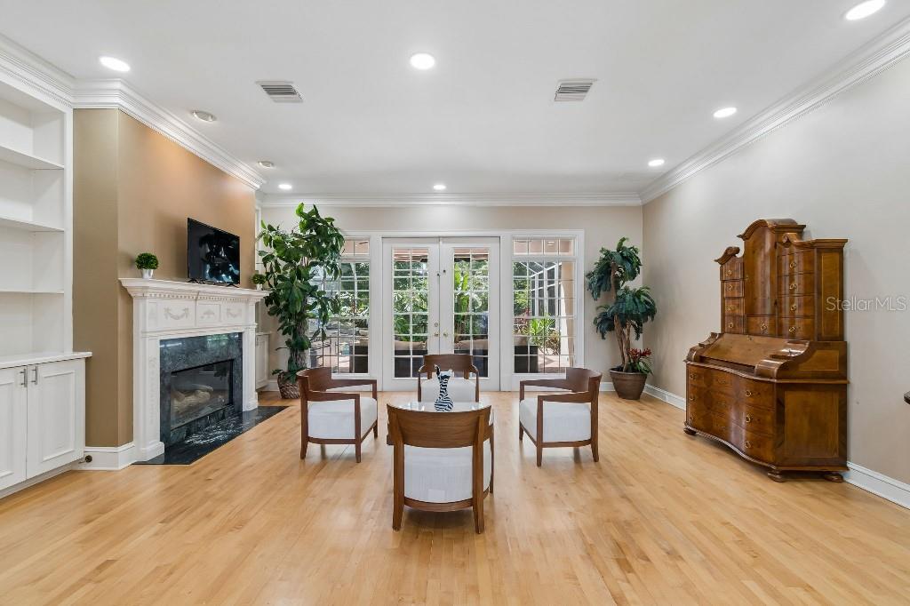 LAUREL OAK ESTATES SEC 03 - Residential