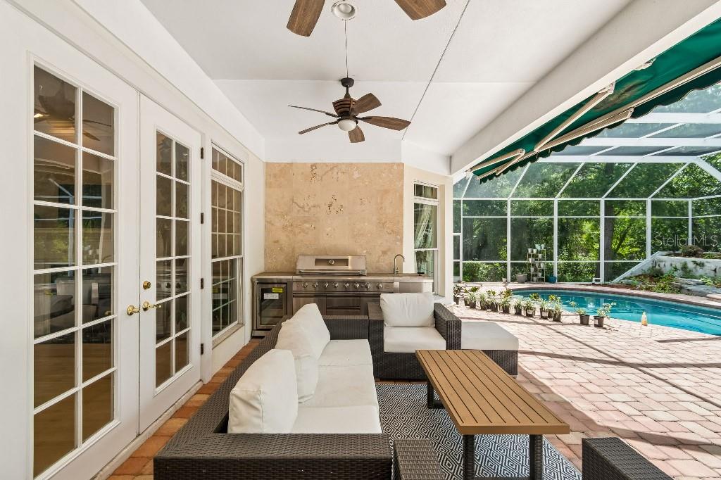 LAUREL OAK ESTATES SEC 03 - Residential