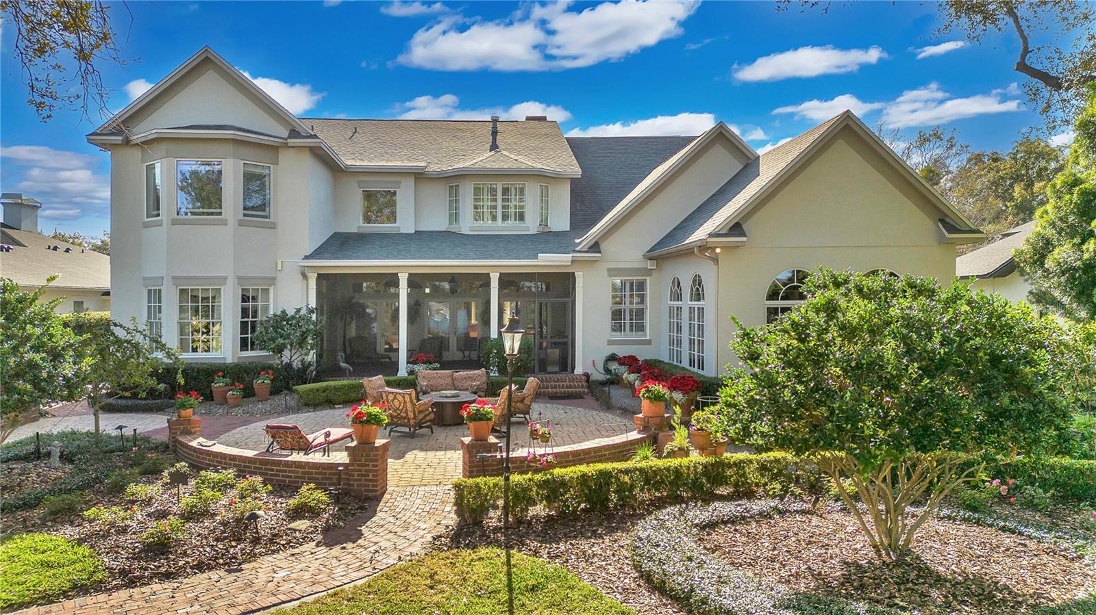 RIVER OAKS - Residential