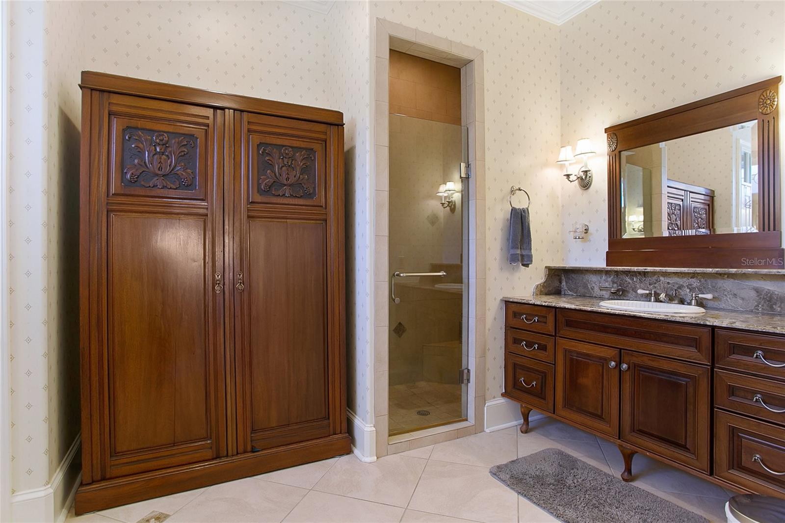 RIVER OAKS - Residential