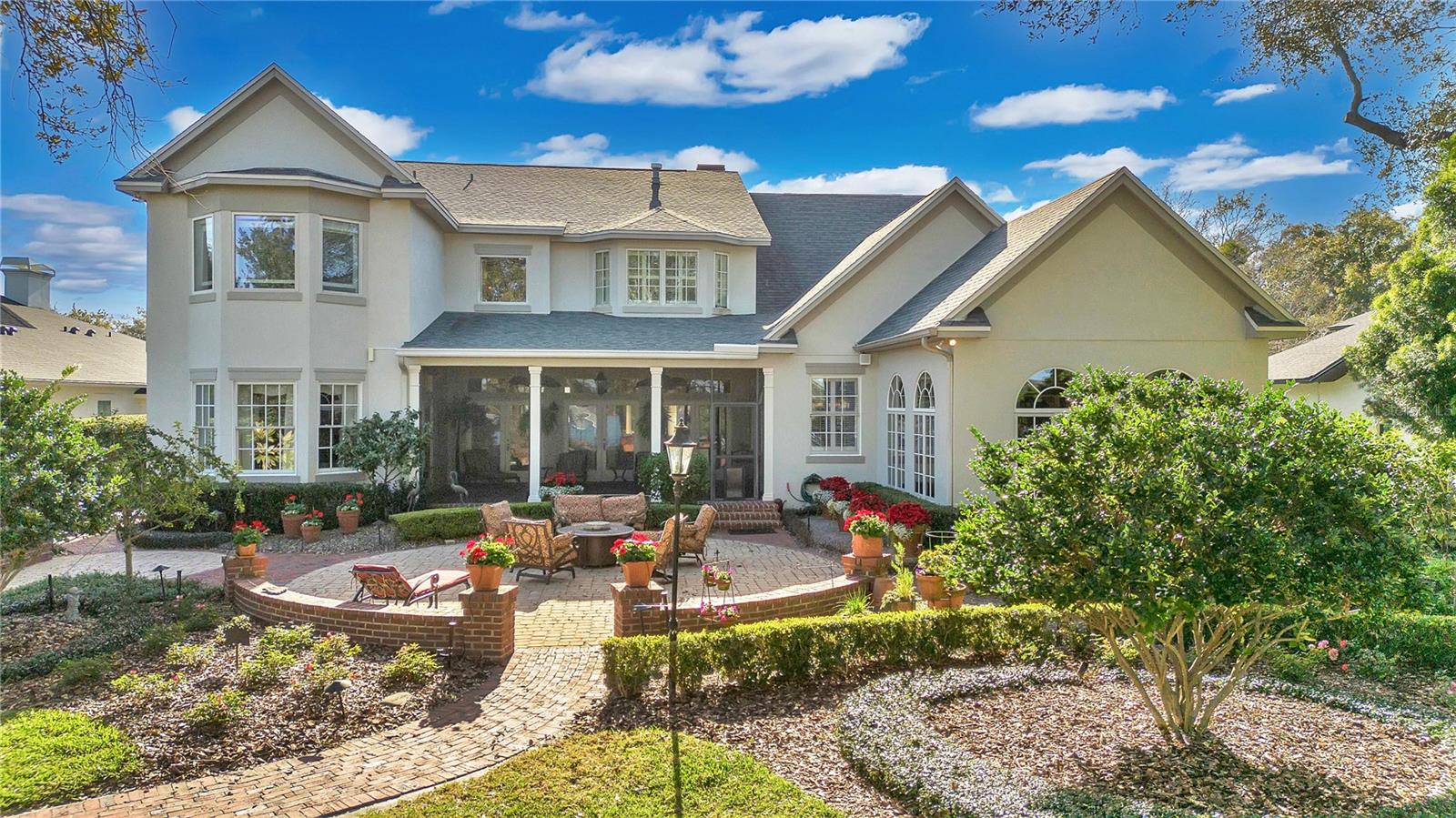 RIVER OAKS - Residential