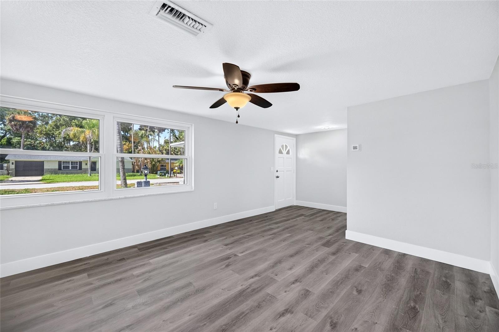 BAY PARK ESTATES - Residential