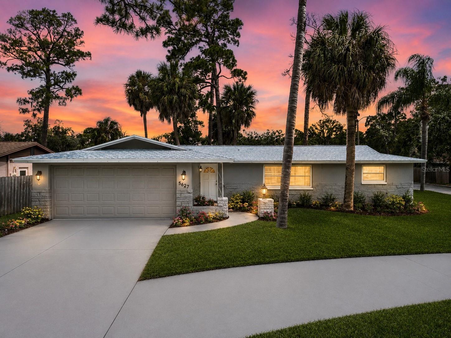 BAY PARK ESTATES - Residential